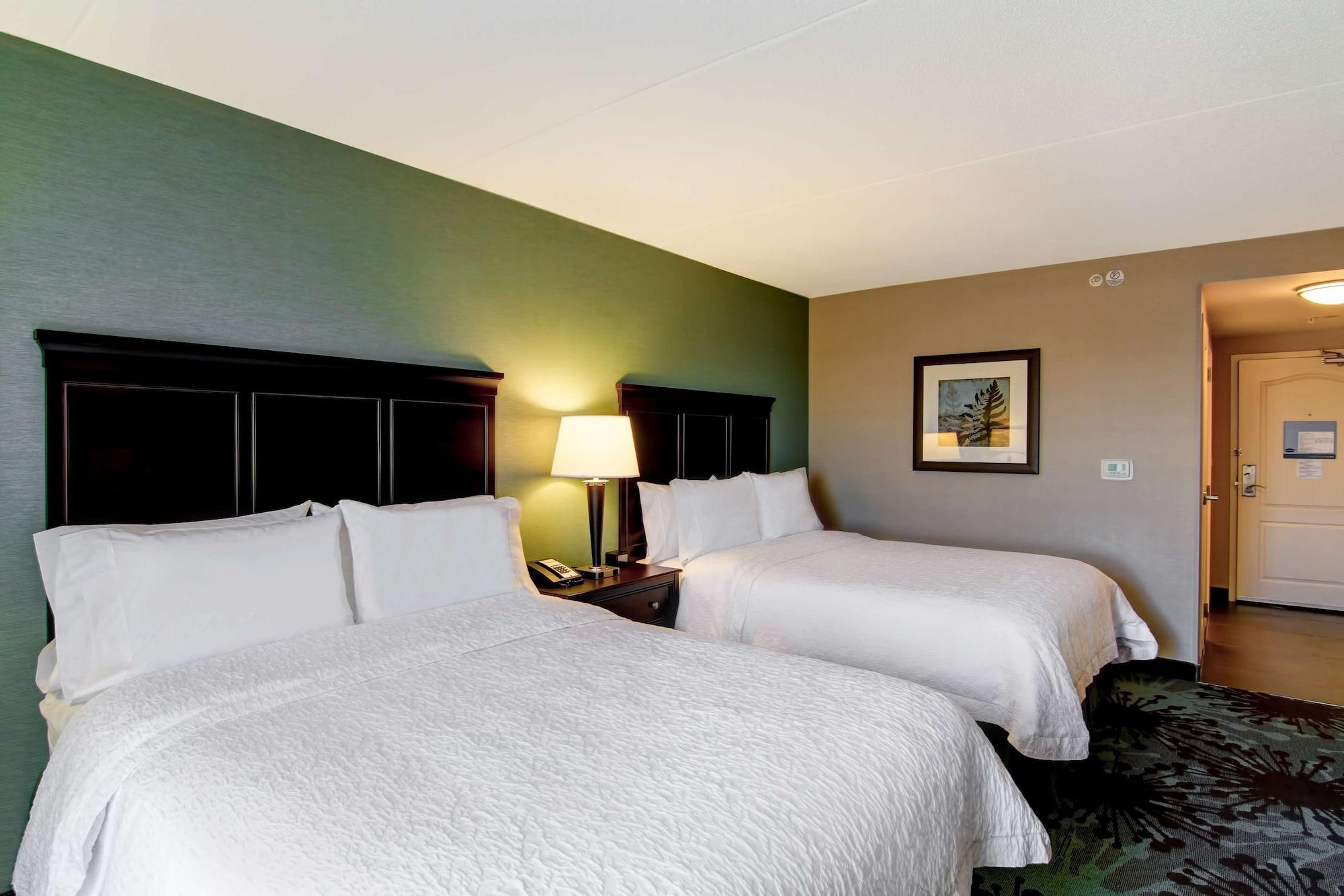 Hampton Inn By Hilton Toronto Airport Corporate Centre Экстерьер фото