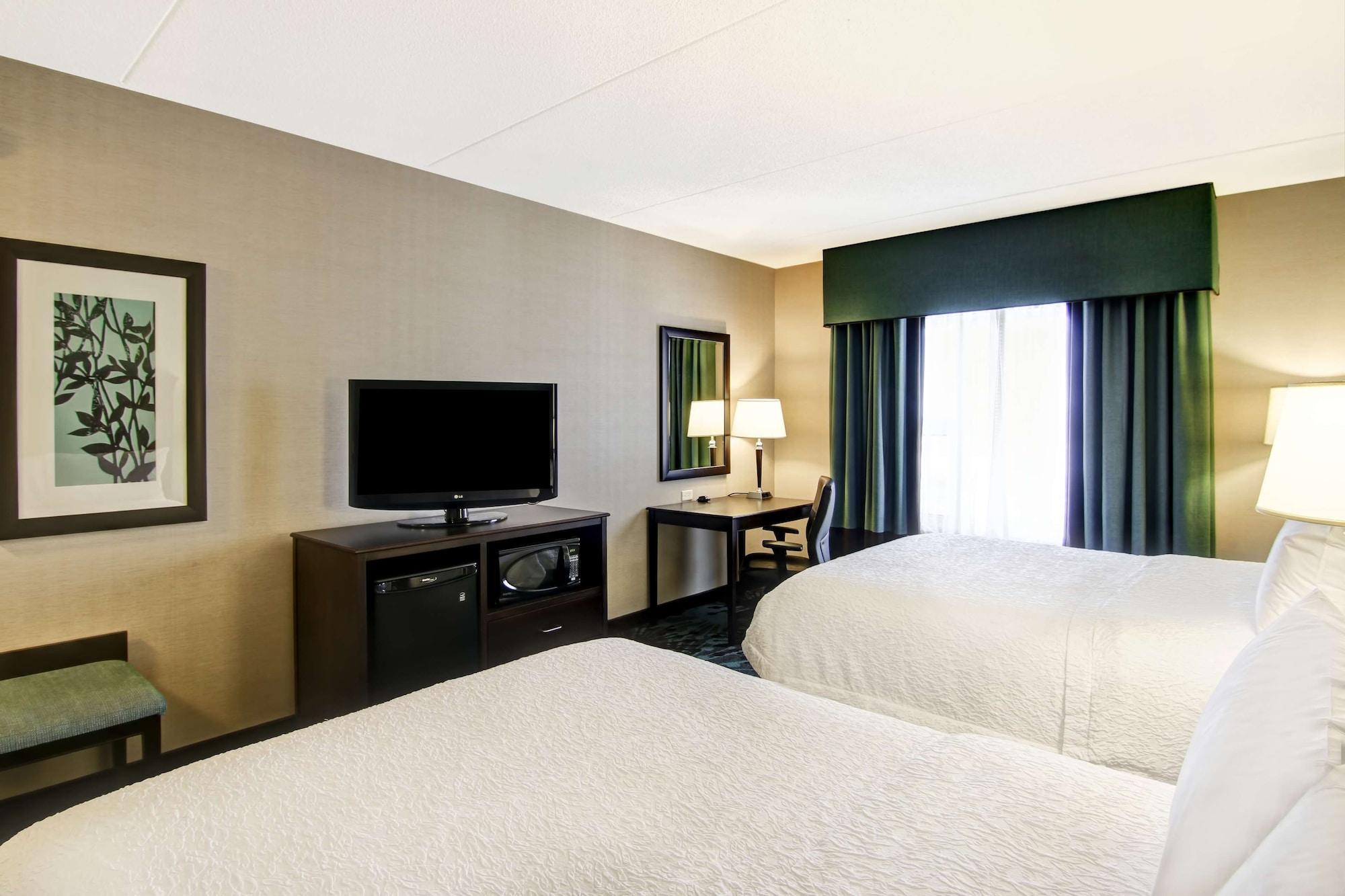 Hampton Inn By Hilton Toronto Airport Corporate Centre Экстерьер фото