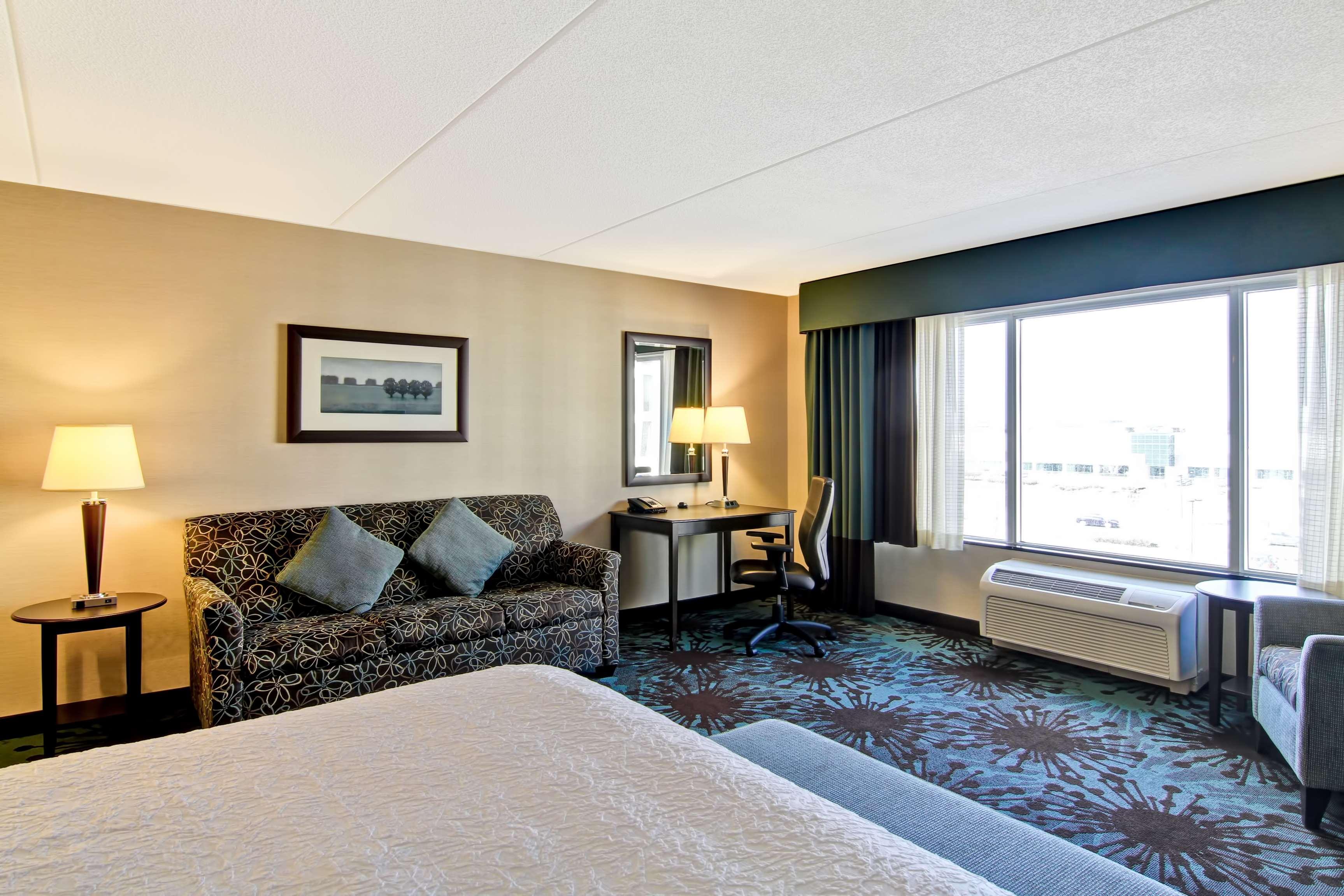 Hampton Inn By Hilton Toronto Airport Corporate Centre Экстерьер фото