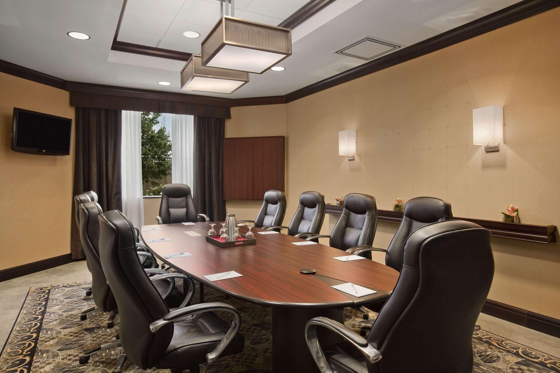 Hampton Inn By Hilton Toronto Airport Corporate Centre Экстерьер фото